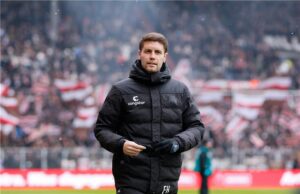 برايتون-يقترب-من-التعاقد-مع-أصغر-مدرب-في-تاريخ-الدوري